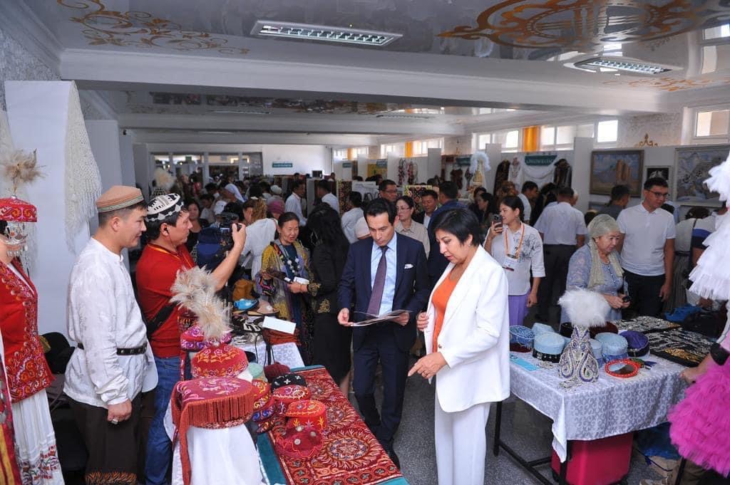 Beynəlxalq Türk Mədəniyyəti və İrsi Fondu Qazaxıstanda beynəlxalq sərgi keçirib<br>