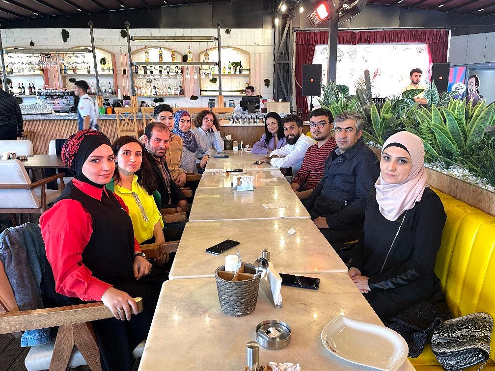 Tanınmış nəşriyyatların redaktorları bir arada