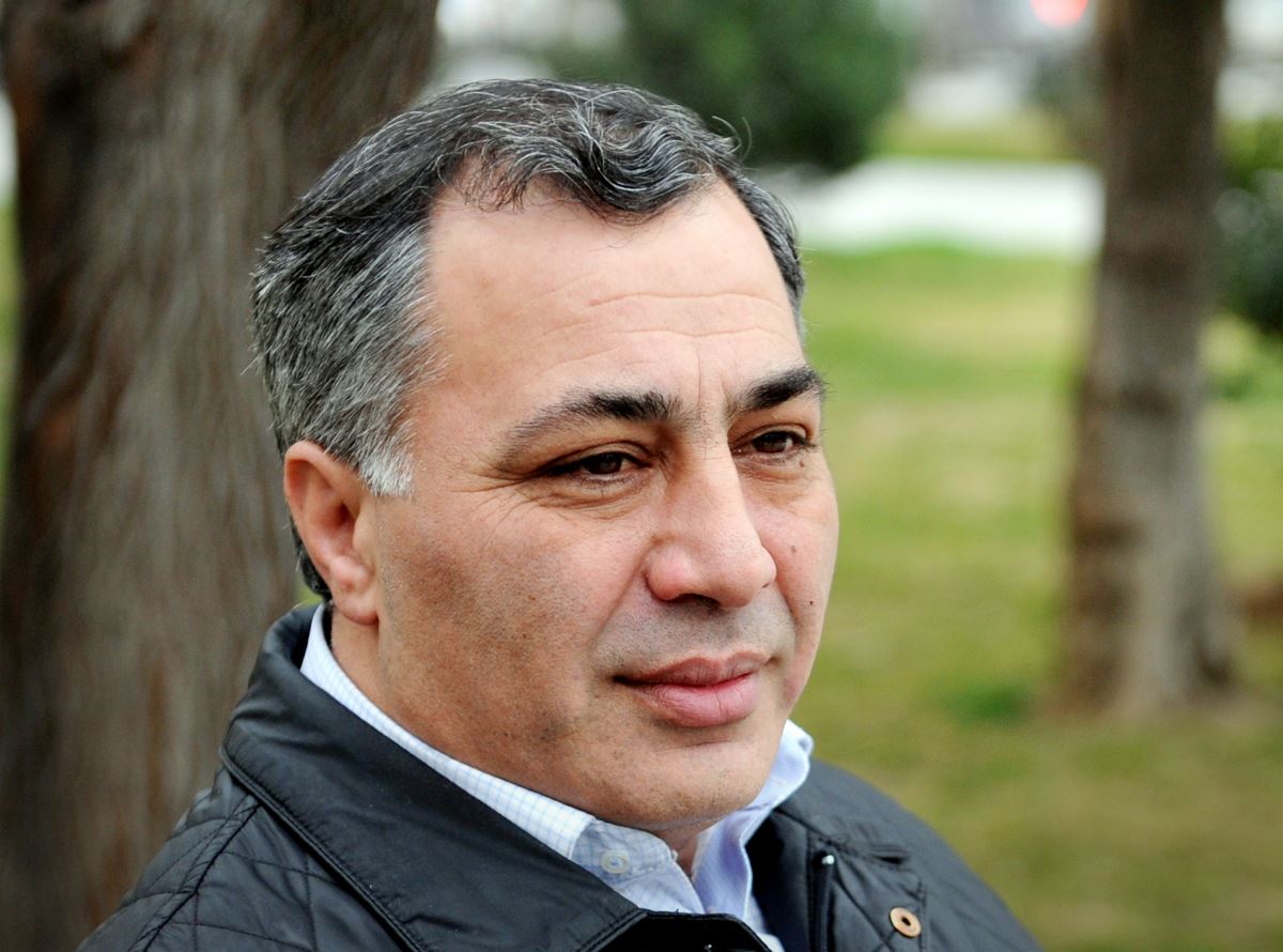 Əsəd Cahangir - Elçinin “Baş” romanında ölməzliyə yüksəliş