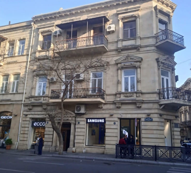 Bakıda tarix-memarlıq abidəsinə müdaxilə edilib