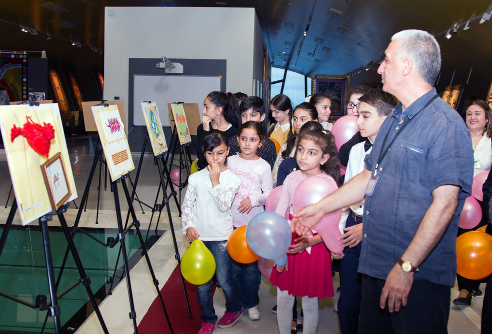 Xalça Muzeyində “Sevinən ölkəm” adlı tədbir keçirilib