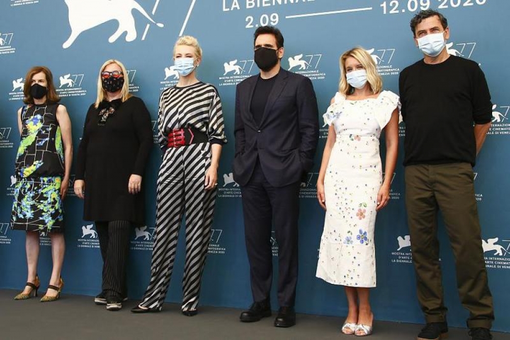 77-ci Venesiya Film Festivalının açılış mərasimi keçirilib