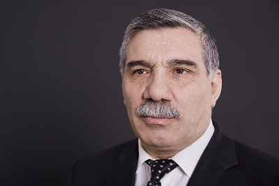 Xalq şairi Zəlimxan Yaquba həsr olunan yeni kitab nəşr edilib