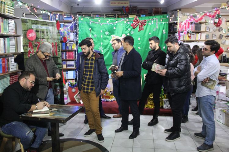 Cəlil Cavanşirin “Azğın” kitabının təqdimat mərasimi keçirilib