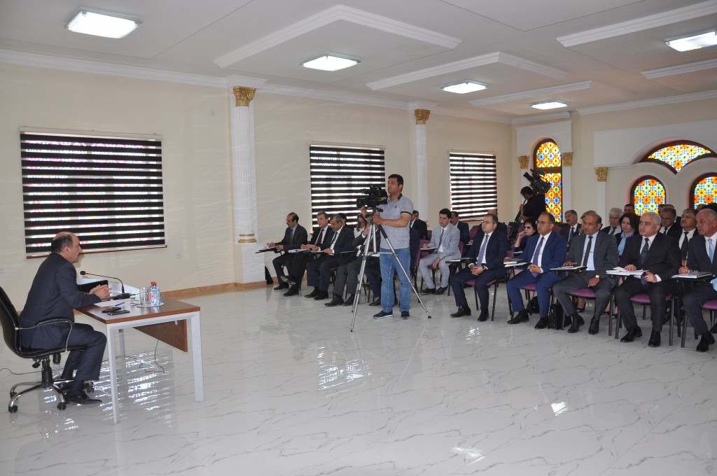 Əbülfəs Qarayevin iştirakı ilə RMTI-lərin fəaliyyətinə həsr olunan müşavirə keçirildi