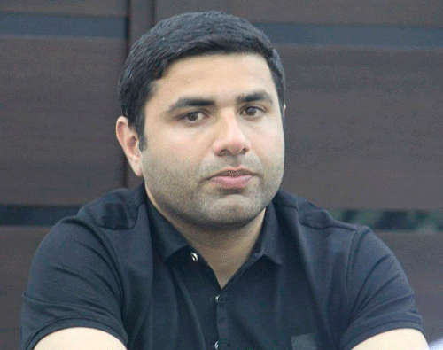 <span style="text-align: justify;">Fərid Hüseyn - Sənət və mif</span>