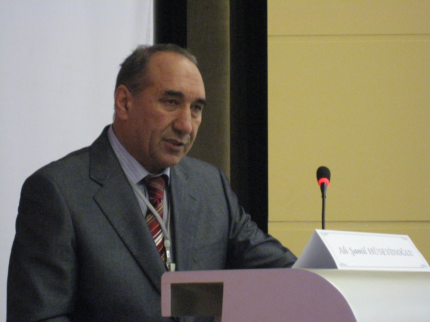 Əli Şamil - Bakıda repressiya qurbanı olan özbək türkoloqu