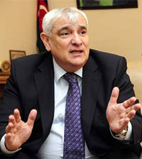 <span>Kamal Abdulla: “Mən öz İtaka adama hökmən qayıdacağam” - <span>MÜSAHİBƏ</span></span>