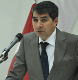 <span><span>Bədirxan Əhmədov - </span><span>Ədəbiyyat və repressiya</span></span>