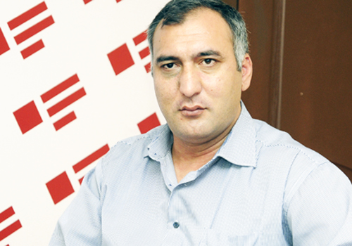 <span>Şərif Ağayar: “Gördüm ki, Anar bizi ələ salır” - <span>MÜSAHİBƏ</span></span>