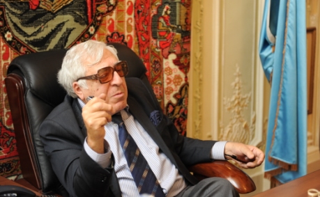 Anar Çingiz Aytmatov mükafatı aldı