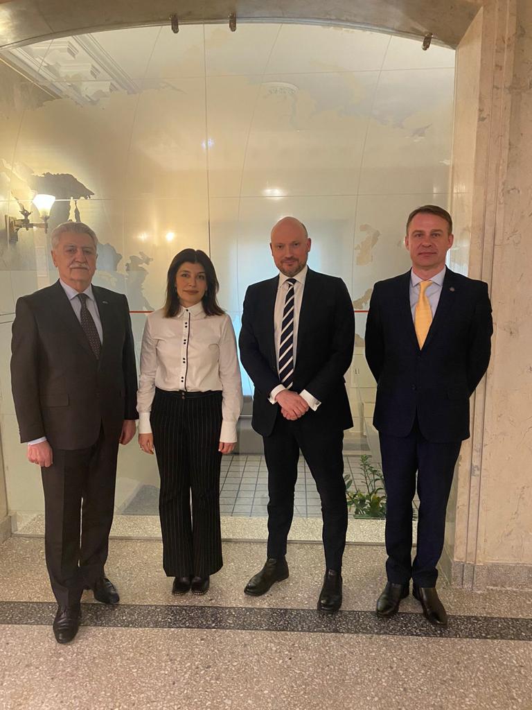 Beynəlxalq Türk Mədəniyyəti və İrsi Fondunun prezidenti Litvaya səfər edib