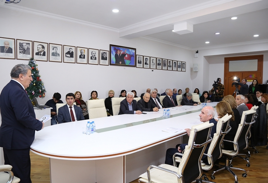 Ədəbiyyat İnstitutunda Kamran Məmmədovun 100 illik yubileyi qeyd olunub