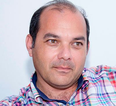 Kənan Hacı - Bitməyən yolun “Yolçu”su