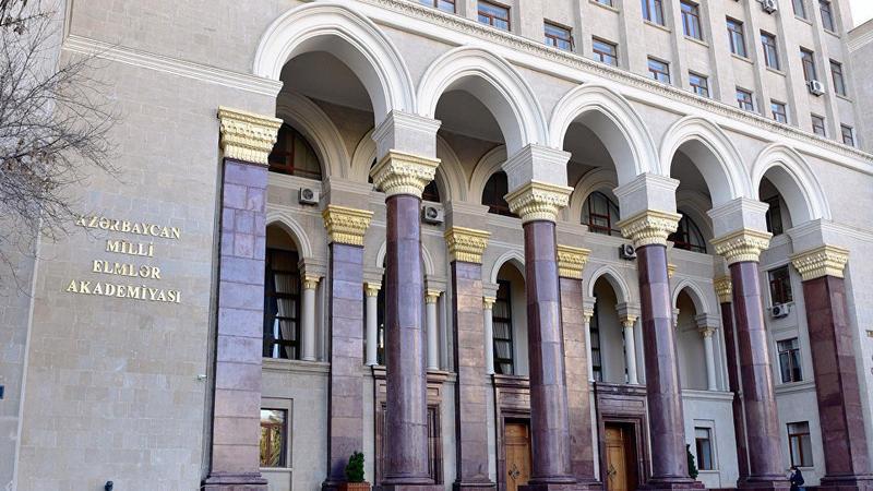 AMEA-nın həqiqi və müxbir üzvlərinin aylıq rütbə maaşları artırıldı