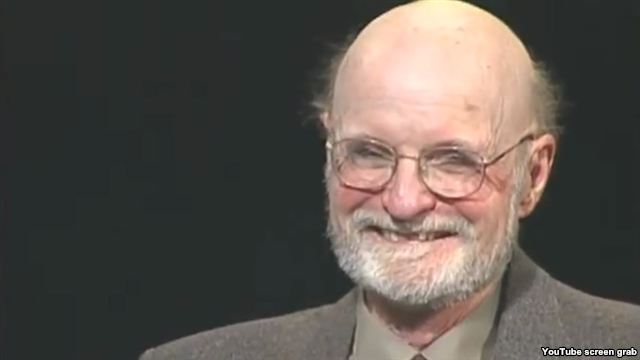 Postmodernizmin canlı klassiki romanlarını necə yazır?