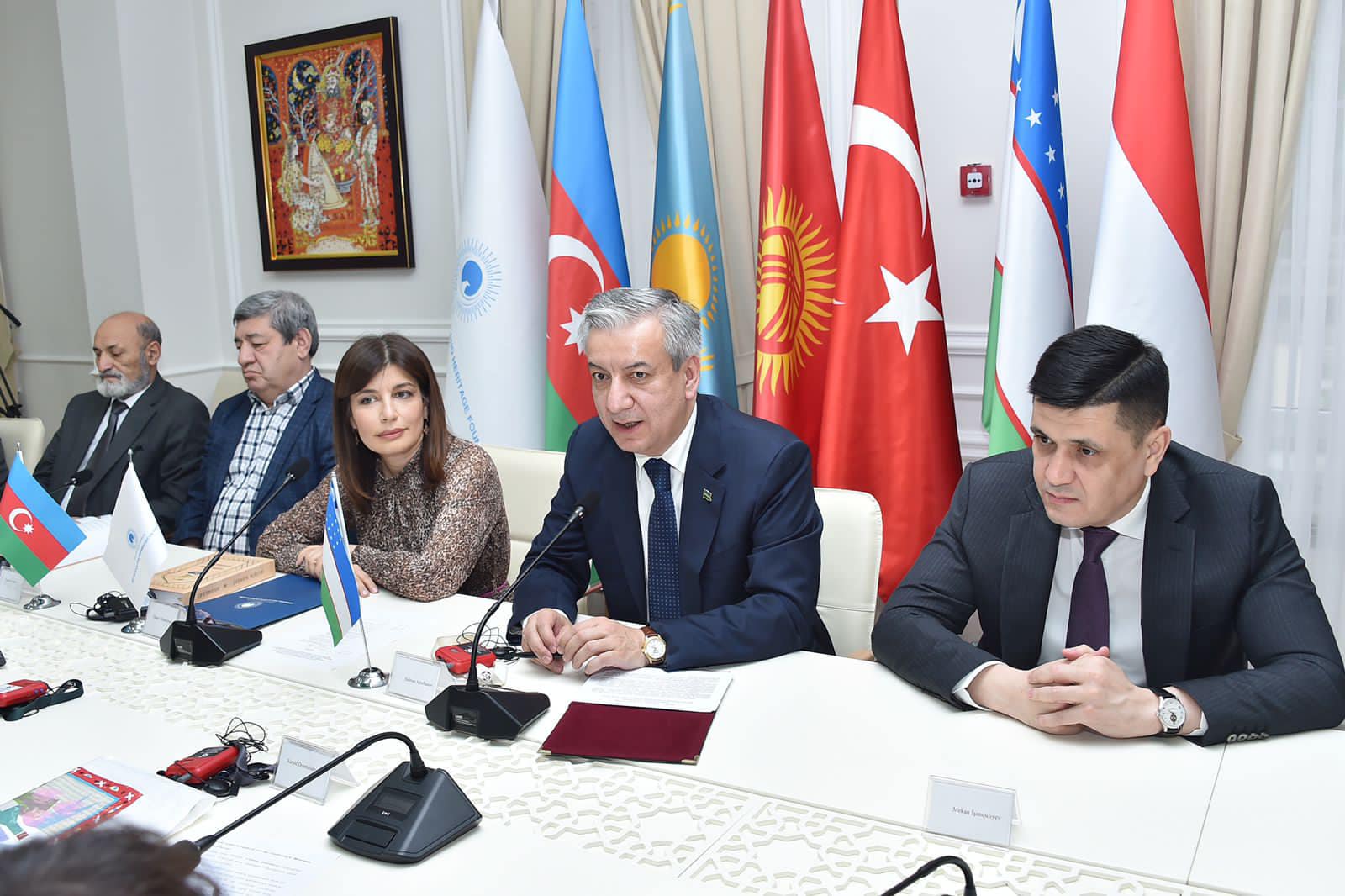 “Əlişir Nəvai. Əsərləri” kitabının təqdimat mərasimi keçirilib