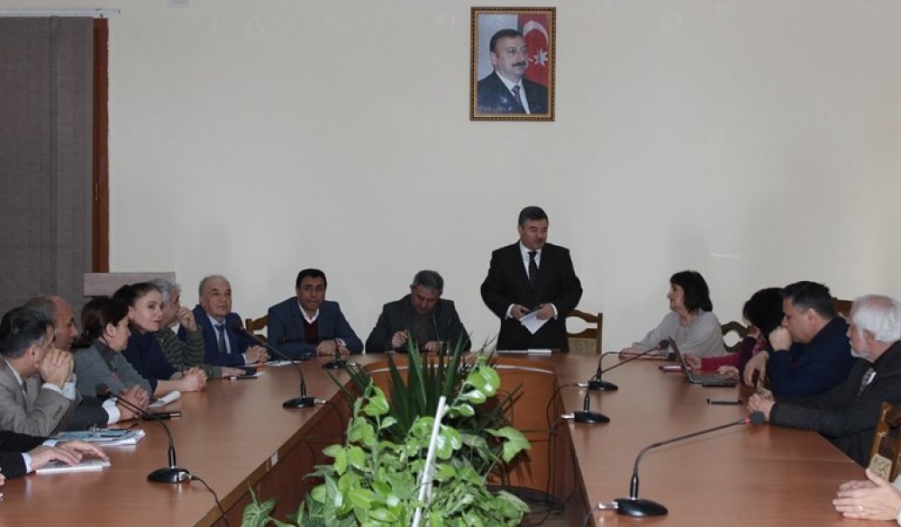 Fəlsəfə İnstitutunda Nəsimiyə həsr olunmuş “Poeziya dəqiqələri”