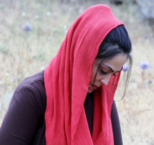 Cağdaş fars şeiri - Lalə Məmnun