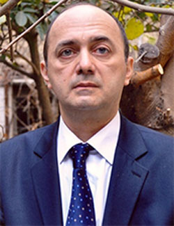 <span>Paşa Əlioğlu - Hürufi şairi Süruri və onun yeni əldə edilmiş divanı</span><br>