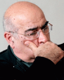 <span>Niyazi Mehdi - Niyə əzizləyəndə dişləyirlər?</span>