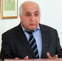 Rüstəm Kamal - Yaradıcılıq tənhalıq oyunu kimi