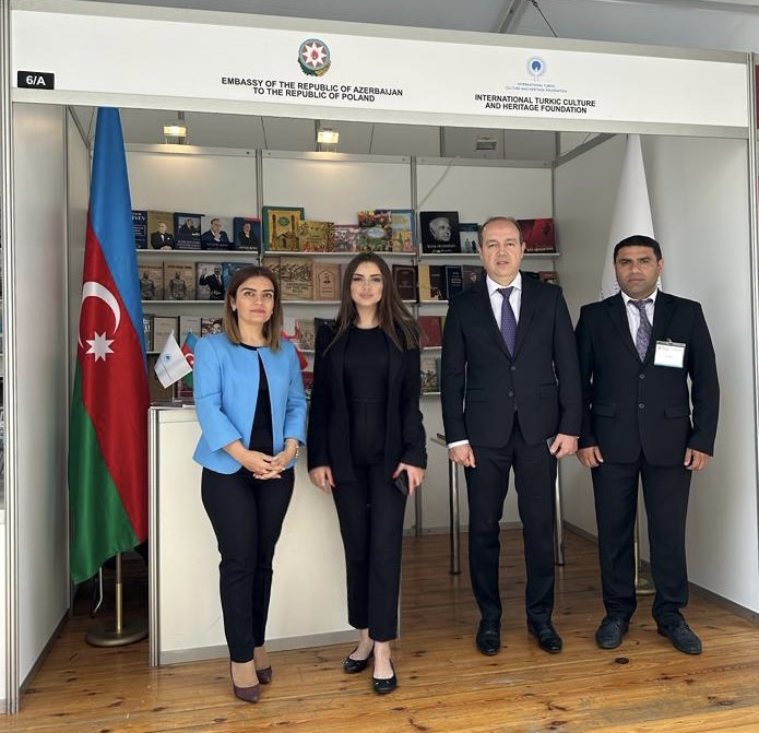 Beynəlxalq Türk Mədəniyyəti və İrsi Fondu və Polşadakı Səfirliyimiz Varşava Beynəlxalq Kitab Sərgisində təmsil olunub
