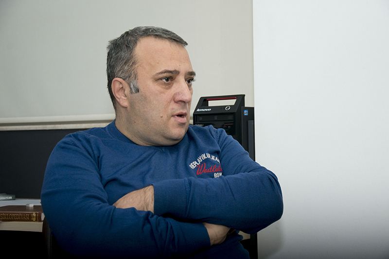 Mübariz Örən - Qum adası