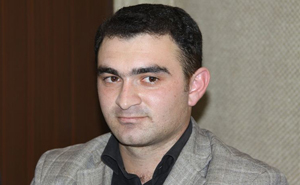 <span>Cavid Zeynallı: \"MKM-in siyahısı biabırçılıqdır\"</span>